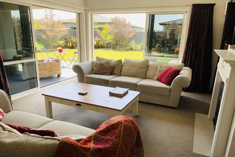 Photo of property in 8 Orotu Drive, Poraiti, Napier, 4112