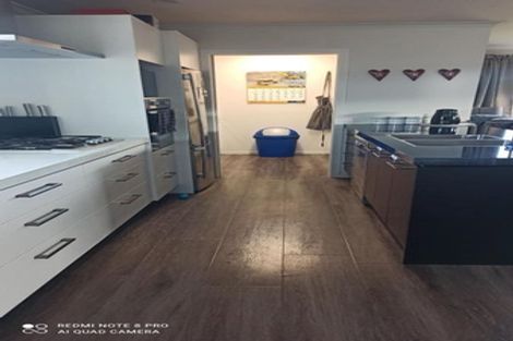 Photo of property in 3 Mcneil Street, Balclutha, 9230