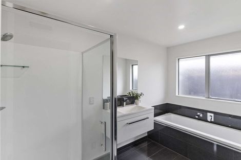 Photo of property in 20 Bradbury Avenue, Rolleston, 7614