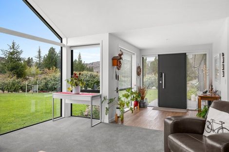 Photo of property in 98 Aronui Road, Bridge Hill, Alexandra, 9320