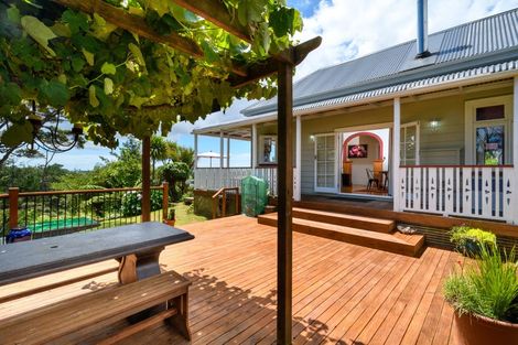 Photo of property in 43 Sunnyvale Road, Massey, Auckland, 0614