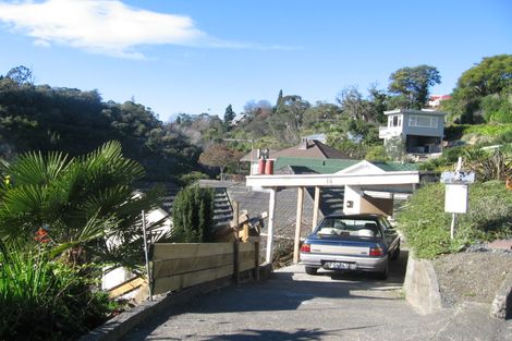 Photo of property in 18 Seapoint Road, Bluff Hill, Napier, 4110