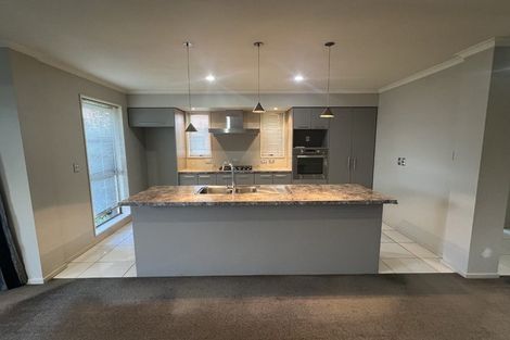 Photo of property in 10 Cridland Place, Halswell, Christchurch, 8025