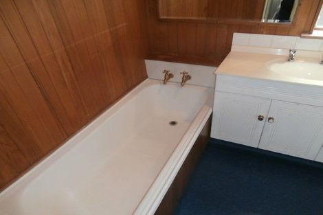 Photo of property in 12 Ilam Road, Upper Riccarton, Christchurch, 8041