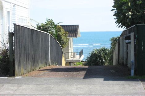 Photo of property in 14 Hine Street, New Plymouth, 4310