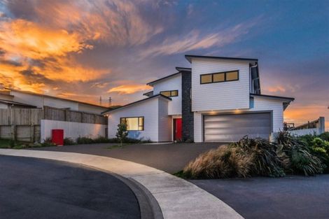 Photo of property in 11 Foxham Terrace, Churton Park, Wellington, 6037
