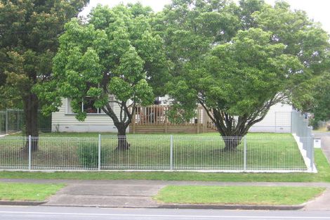 Photo of property in 39 Gossamer Drive, Pakuranga Heights, Auckland, 2010