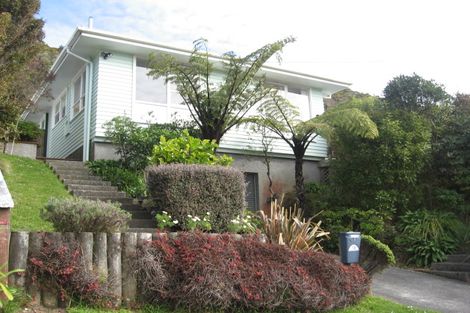 Photo of property in 18 Voltaire Street, Karori, Wellington, 6012