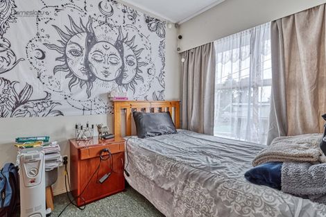 Photo of property in 2/75 Sabulite Road, Kelston, Auckland, 0602