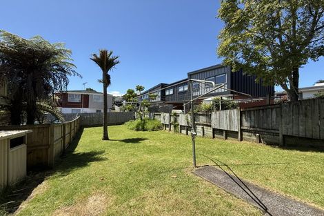 Photo of property in 13 Akarana Avenue, Mount Roskill, Auckland, 1041