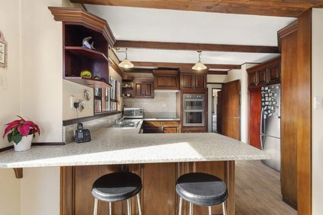 Photo of property in 196 Saint Andrews Road, Plimmerton, Porirua, 5026