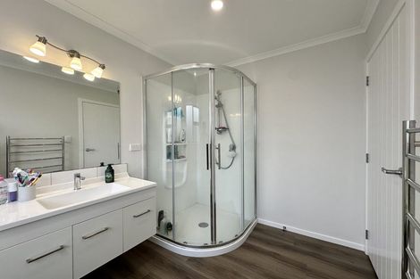 Photo of property in 29 Cynisca Crescent, Wallaceville, Upper Hutt, 5018