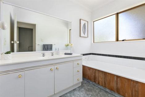 Photo of property in 26 Shelley Street, Otumoetai, Tauranga, 3110