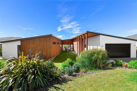 Photo of property in 18 Centre Crescent, Wanaka, 9305
