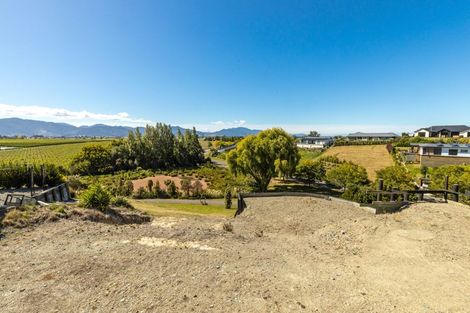 Photo of property in 8 Lake View Place, Fairhall, 7272