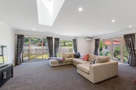 Photo of property in 4 Kilmuir Lane, Harewood, Christchurch, 8051