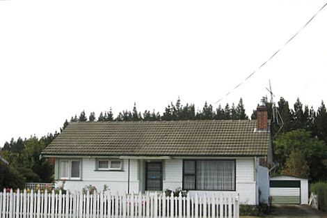 Photo of property in 15 Edward Street, Waimate, 7924