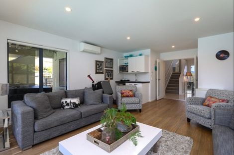 Photo of property in 1 Crown Terrace, Britannia Heights, Nelson, 7010