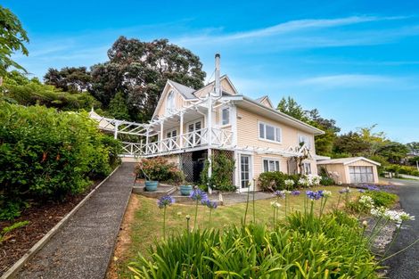 Photo of property in 6 Little Queen Street, Russell, 0202