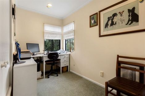 Photo of property in 15b Harrybrook Road, Green Bay, Auckland, 0604
