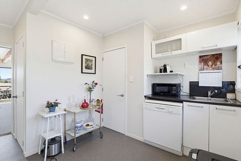 Photo of property in 3/16 Willerton Avenue, New Lynn, Auckland, 0600