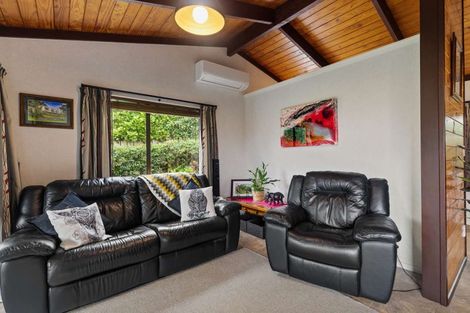 Photo of property in 6 Gillingham Road, Te Kamo, Whangarei, 0112