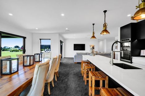 Photo of property in 90 Peters Road, Kaimiro, 4371