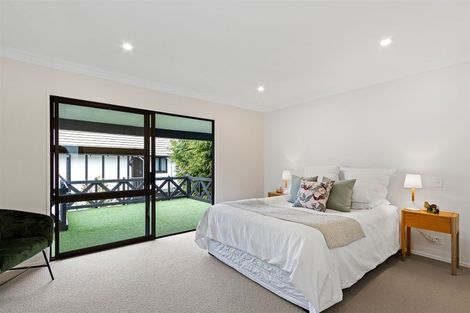 Photo of property in 9 Holly Road, Merivale, Christchurch, 8014