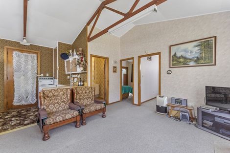 Photo of property in 16 Arthur Crescent, Waikawa, Picton, 7220