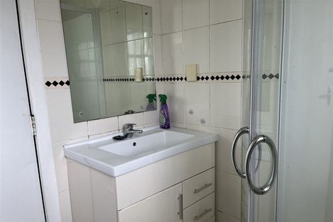 Photo of property in 9 Battersby Avenue, Mount Roskill, Auckland, 1041