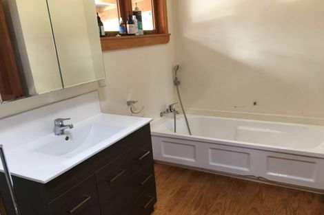 Photo of property in 117 Worrall Road, Kumeu, 0891