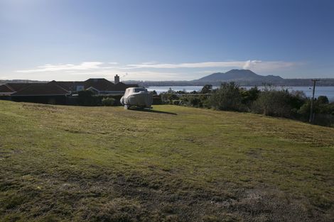 Photo of property in 16 Mapara Road, Acacia Bay, Taupo, 3385