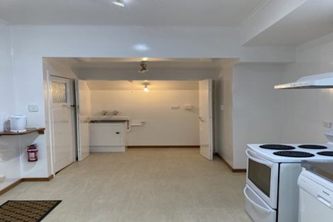 Photo of property in 195 Derwent Street, Island Bay, Wellington, 6023