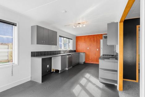 Photo of property in 8 Hillsview Crescent, Taumarunui, 3920