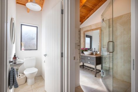 Photo of property in 15 Kitty Frazer Lane, Omaha, 0986