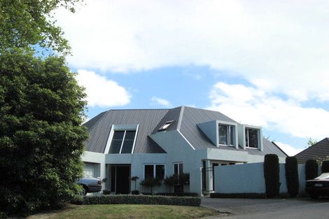 Photo of property in 33 Witbrock Crescent, Burnside, Christchurch, 8053