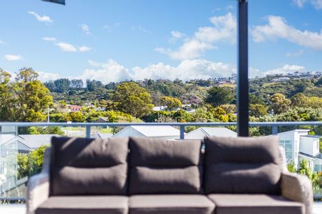 Photo of property in 27 Flotilla Place, Whitby, Porirua, 5024