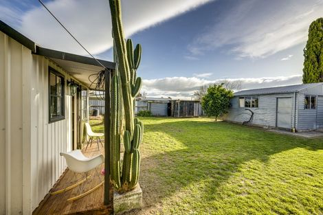 Photo of property in 6 Burton Crescent, Flaxmere, Hastings, 4120