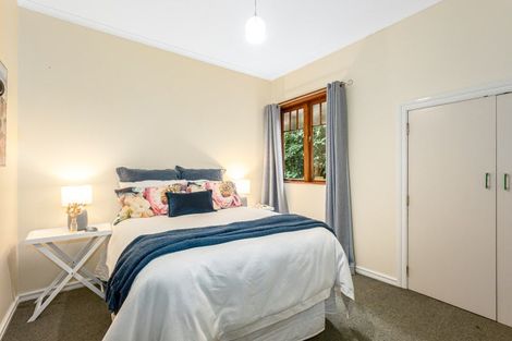 Photo of property in 335 Muritai Road, Eastbourne, Lower Hutt, 5013