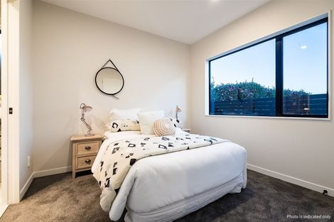 Photo of property in 42 Morus Road, Massey, Auckland, 0614