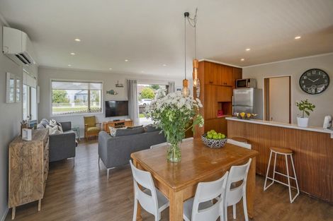 Photo of property in 73 Catherine Crescent, Whitianga, 3510