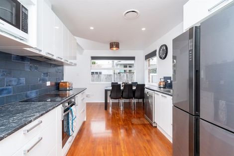 Photo of property in 11 Garnett Avenue, Forest Lake, Hamilton, 3200