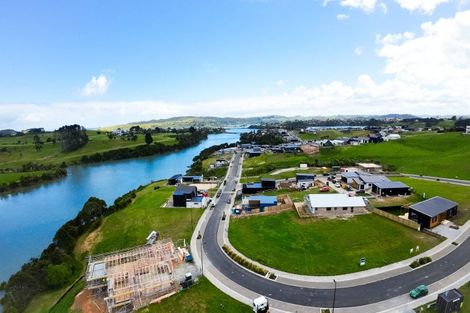 Photo of property in 71 Omahina Street, Raglan, 3225