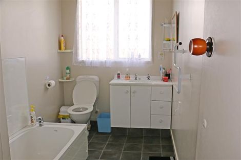 Photo of property in 7 Piccadilly Circus, Snells Beach, 0920