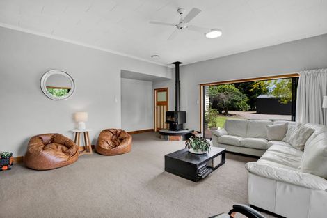 Photo of property in 300 Awai Road, Tarurutangi, New Plymouth, 4372