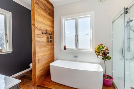 Photo of property in 31 Johnston Street, Featherston, 5710