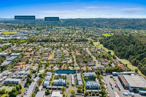 Photo of property in 1/8 Carolina Place, Albany, Auckland, 0632