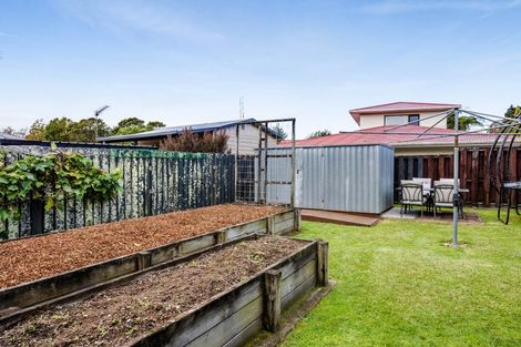 Photo of property in 2 Ngahere Street, Inglewood, 4330