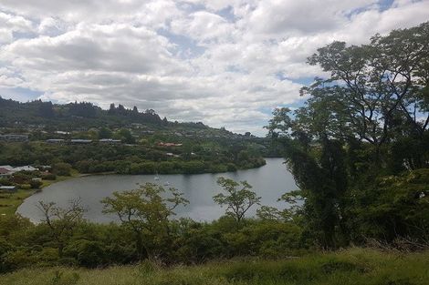 Photo of property in 87 Parawera Drive, Acacia Bay, Taupo, 3330