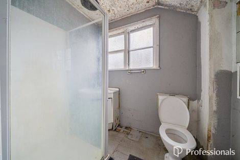 Photo of property in 1046 High Street, Avalon, Lower Hutt, 5011
